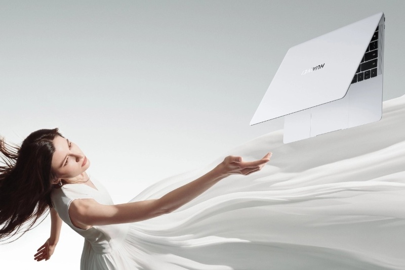 لپ‌تاپ ۲۰۲۴ هواوی پردازنده پرچمدار اینتل دارد و از مک‌بوک ایر سبک‌تر است