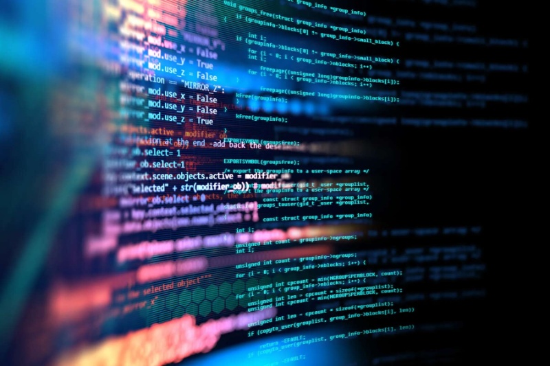 گوگل از Code Assist برای رقابت با گیت‌هاب کوپایلت رونمایی کرد
