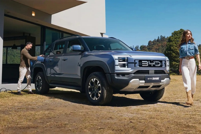 رقیب هایلوکس و فورد رنجر؛ خودرو BYD Shark رونمایی شد