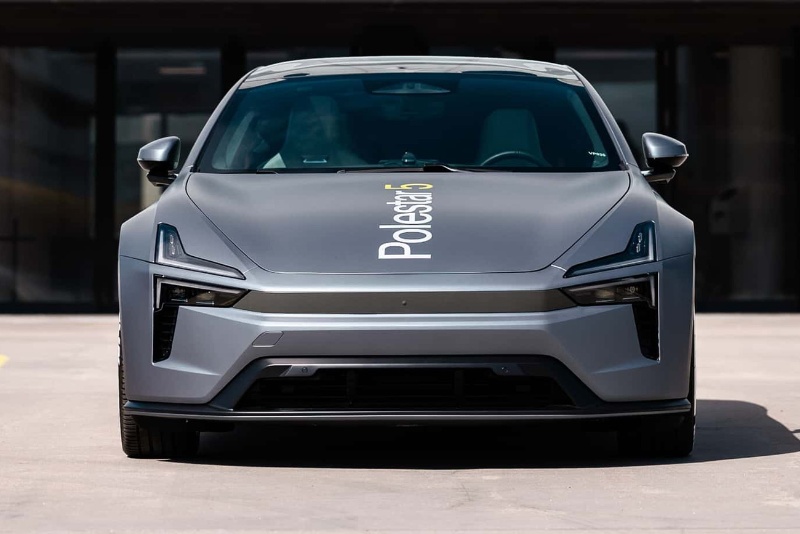 ۳۲۰ کیلومتر رانندگی با ۱۰ دقیقه شارژ خودرو؛ پولستار میخواهد تاریخساز شود