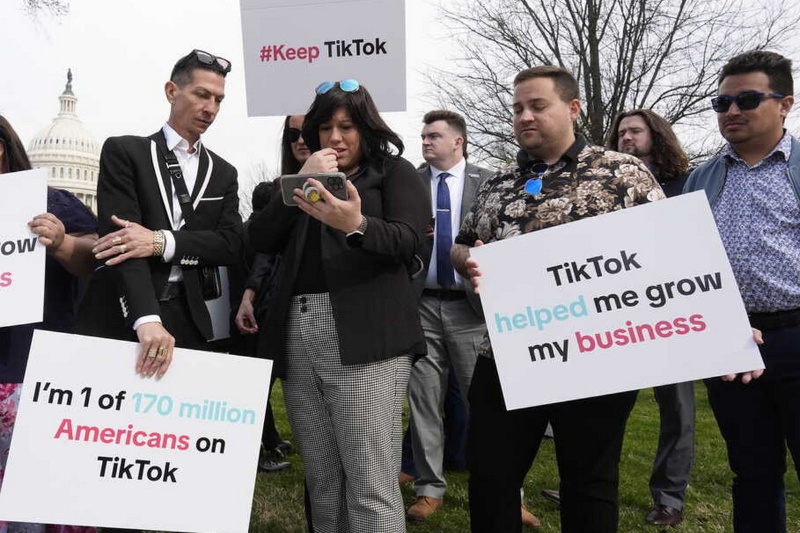 ۸ کاربر تیک‌تاک برای جلوگیری از فیلترشدن این پلتفرم در آمریکا دست‌به‌کار شدند