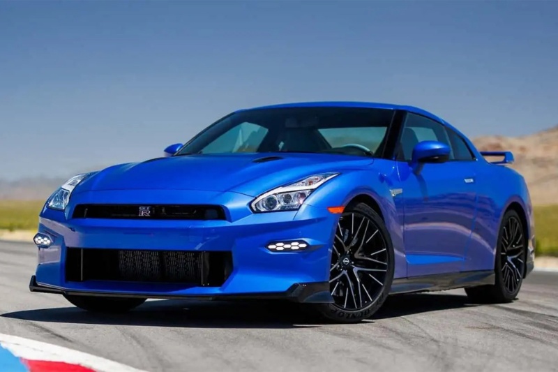 نیسان GT-R افسانهای به خط پایان رسید