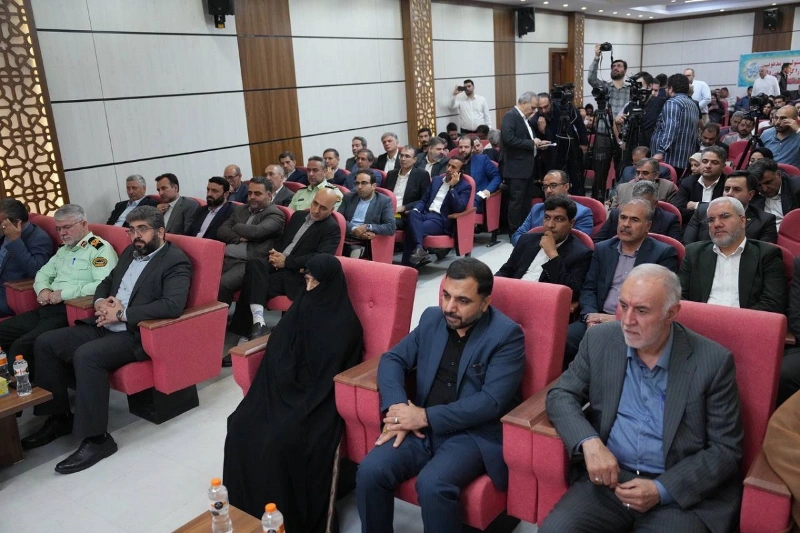 وزیر ارتباطات، پروژه فیبرنوری منازل و کسبوکارهای شاهدشهر، فردوسیه، گلستان و چهاردانگه را افتتاح کرد