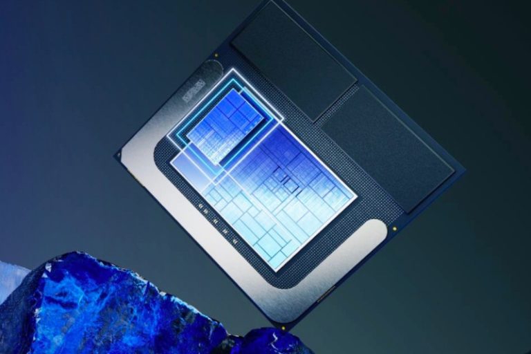 پردازنده لپ‌تاپی موردانتظار اینتل در نخستین بنچمارک‌ها، ضعیف‌تر از اسنپدراگون ظاهر شد