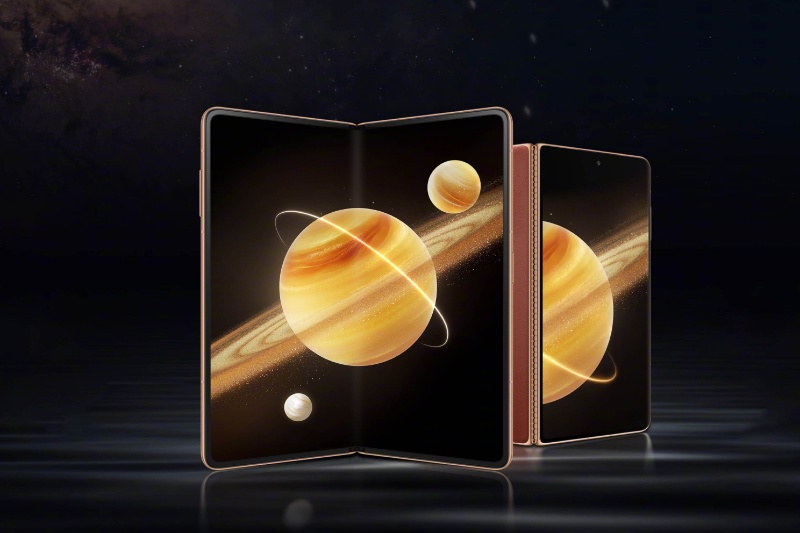 آنر مجیک V3 با تراشه پرقدرت، بدنه سبک و شارژ بیسیم ۵۵ وات رونمایی شد