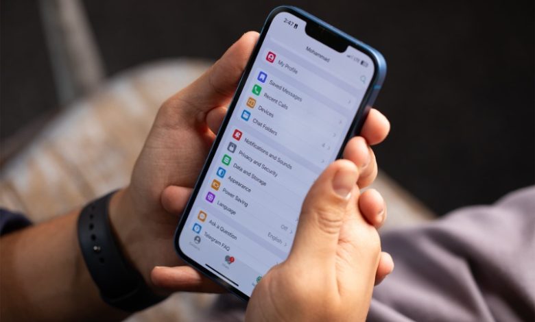 راهحل iOS 18 برای ماشینگرفتگی؛ چطور موقع کار با آیفون حالت تهوع نگیریم؟
