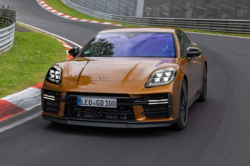 سریعترین مدل پورشه پانامرا یکی از رکوردهای پیست معروف نوربرگرینگ را شکست