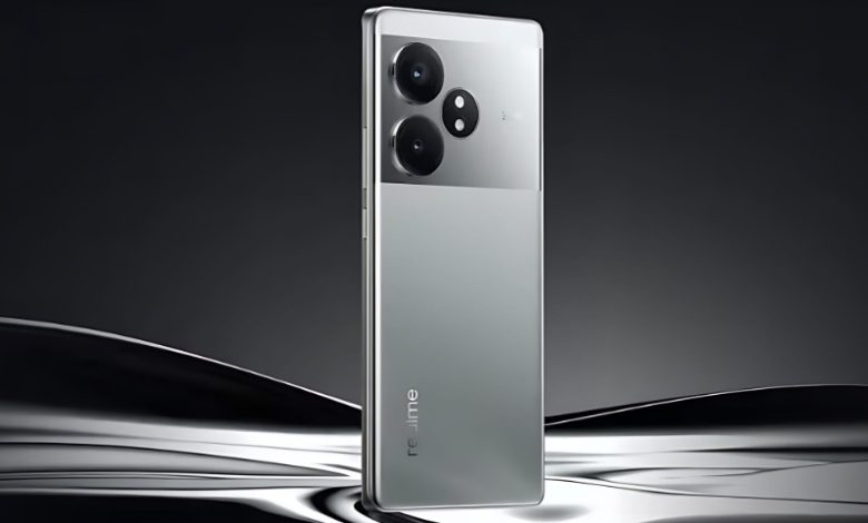 گوشی پرچمدار ریلمی GT 7 Pro احتمالاً باتری حجیم با قابلیت شارژ ۱۰۰ واتی خواهد داشت