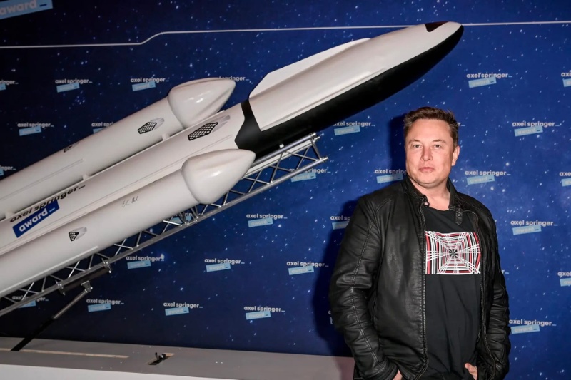 شرکت فضایی ایلان ماسک حالا از مکدونالدز و کوکاکولا ارزشمندتر است