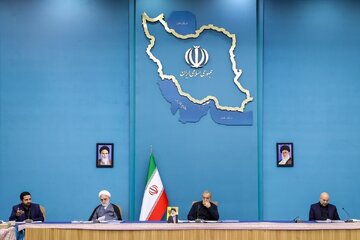 ماجرای تصویب سندی نگرانکننده در شورای عالی فضای مجازی /شورای اطلاع رسانی دولت شفافسازی کند