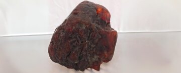 یک تکه سنگ از خانه مادربزرگ، 1.1 میلیون دلار قیمتگذاری شد!/ عکس