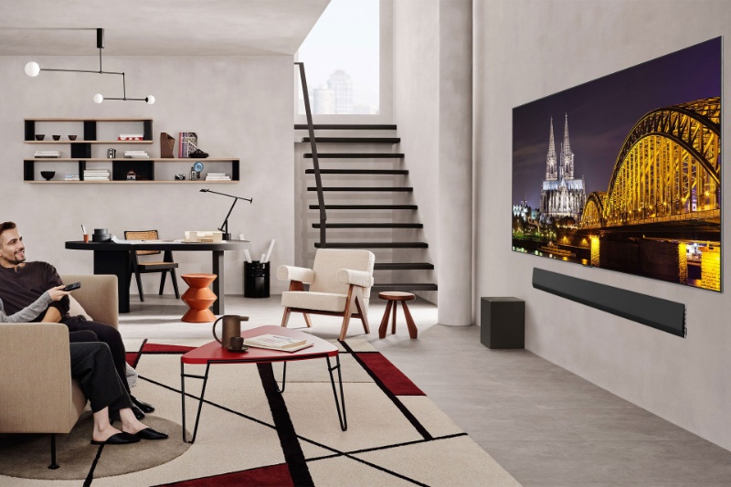 اولین تلویزیون تماماً بیسیم الجی با پنل OLED معرفی شد