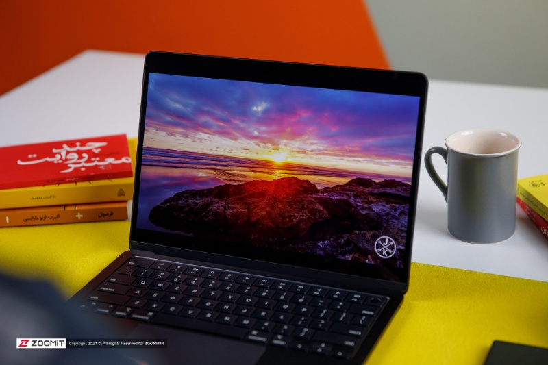 اپل برای مکبوک ایر بهجای نمایشگر OLED سراغ «Oxide LCD» میرود