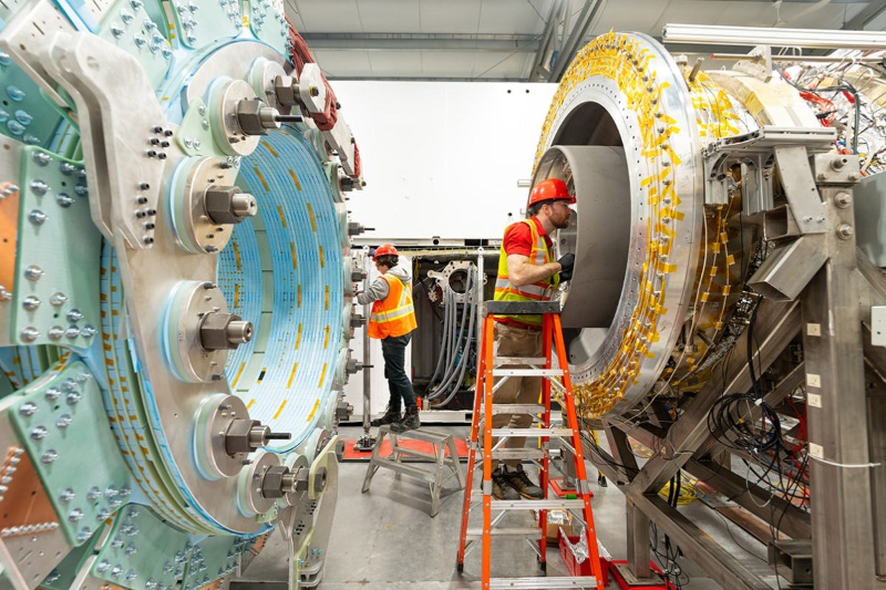 بخش خصوصی در آستانه انقلاب انرژی؛ آیا ۲۰۲۵ سال همجوشی هستهای است؟