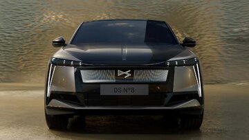 خودروساز حاضر در ایران رقیب بنتلی و رولزرویس میشود