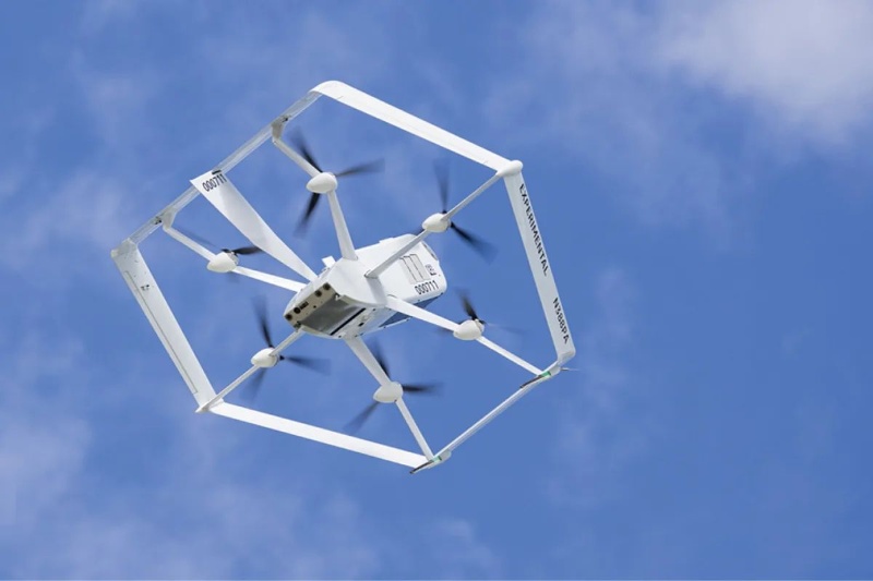 در پی دو حادثه خبرساز، پهپادهای کالارسان آمازون زمینگیر شدند