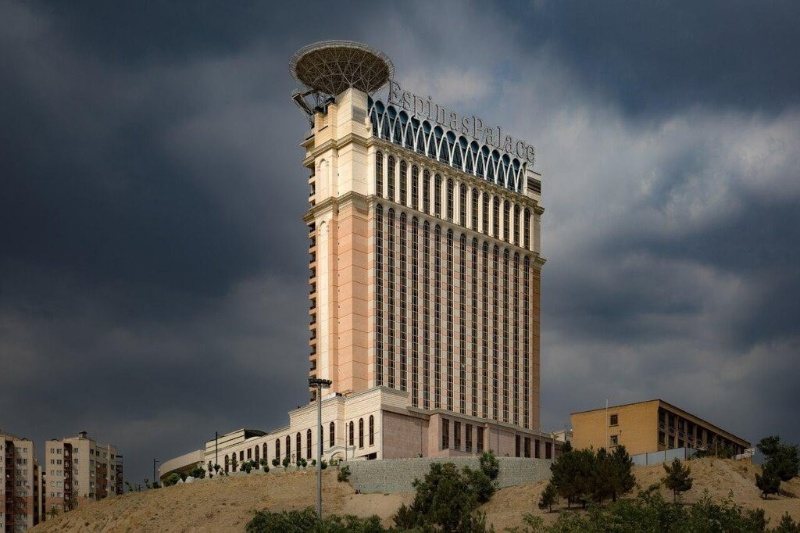 راهنمای رزرو هتل های تهران با تخفیف‌ های ویژه