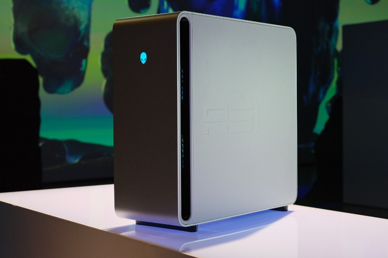 سیستم گیمینگ دسکتاپ Area 51 ایلینوِر با سختافزار و برچسب قیمتی هیولا معرفی شد