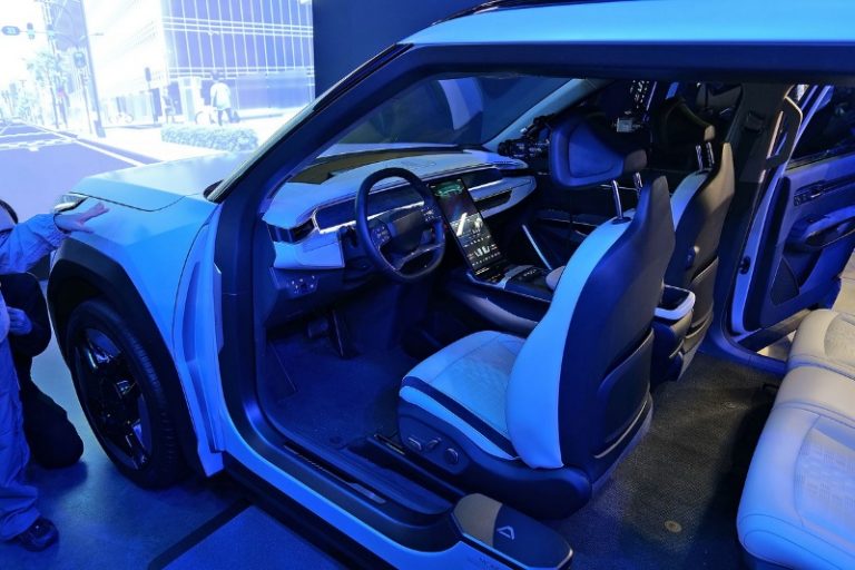 شیشه جلویی هولوگرافیک هیوندای در CES 2025 به نمایش درآمد