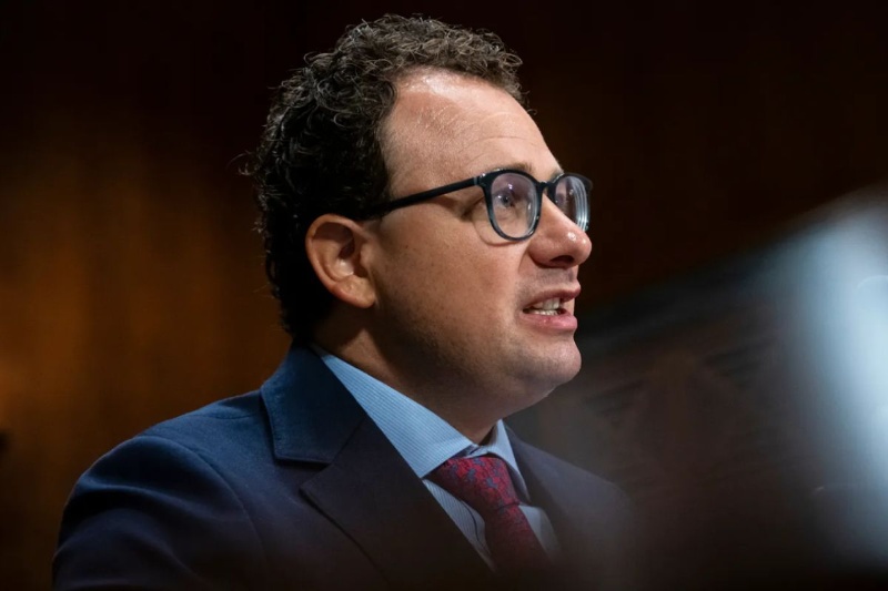 مدیرعامل انتروپیک: هوش مصنوعی تا ۳ سال دیگر از انسان پیش میافتد