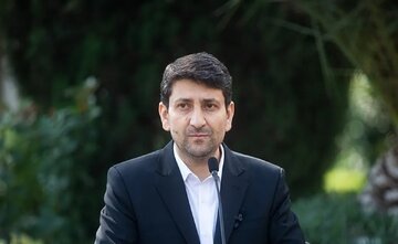 وزیر ارتباطات به قزاقستان سفر کرد