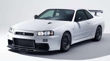 چرا نیسان GT-R با لقب گودزیلا شناخته میشود؟