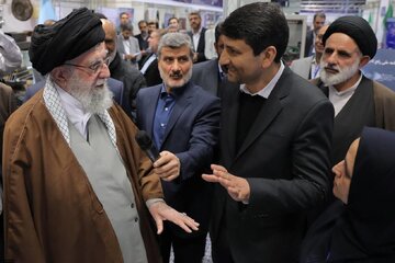 گزارش وزیر ارتباطات از ارایه نمایشگاهی «پیشرفتهای بخشخصوصی» به رهبر انقلاب