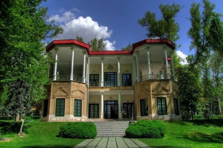 جاهای دیدنی تهران در عید 1404 با فلای تودی