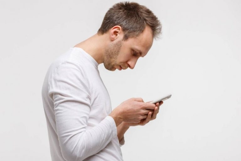 سندرم گردن لاک پشتی چیست و چگونه میتوان آن را درمان کرد؟