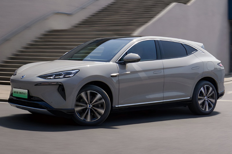 شاسیبلند ۲۰۲۵ پرچمدار BYD با تکنولوژی «چشم خدا» رونمایی شد