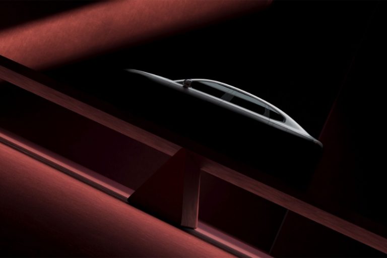 ولوو با ES90 سرعت شارژ و دامنه حرکتی خودروهایش را افزایش می‌دهد