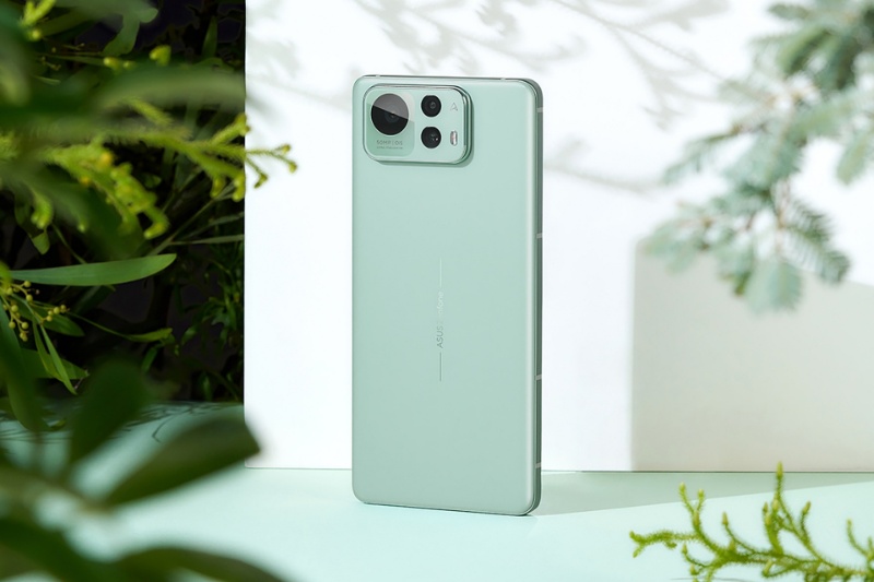 ۴ نکته که باید درباره گوشی پرچمدار ۲۰۲۵ ایسوس بدانید