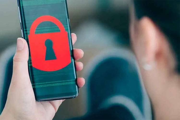 آموزش: این ۹ مورد حساس را در گوشی ذخیره نکنید! (راه‌حل‌ها)