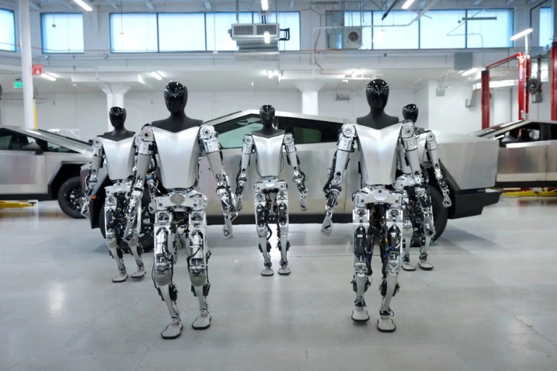 آینده شرکت خودروسازی ایلان ماسک با رباتهای هوشمند و تاکسیهای خودران رقم میخورد