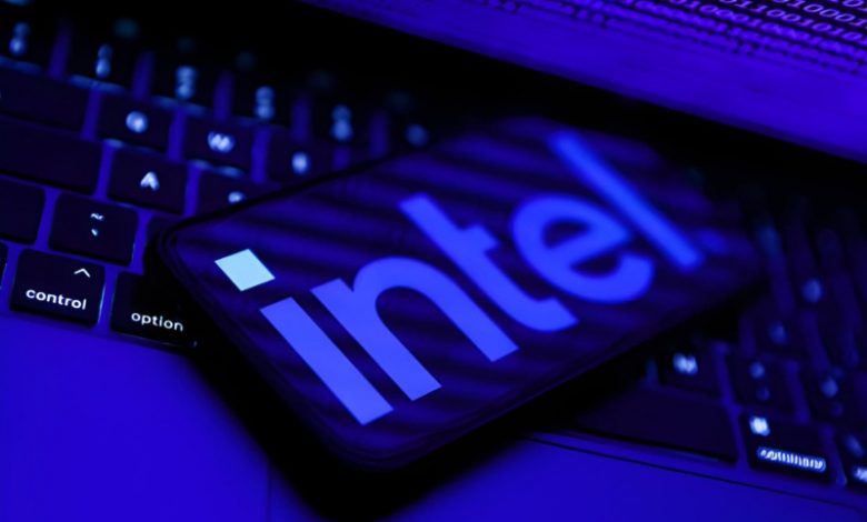 اینتل برای فرار از بحران، با بزرگترین رقیبش همکاری میکند؛ برونسپاری تراشهها به TSMC