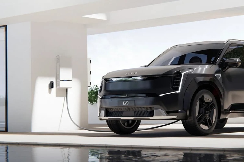 خودرو شاسیبلند کیا به ژنراتور برق خانهها تبدیل میشود