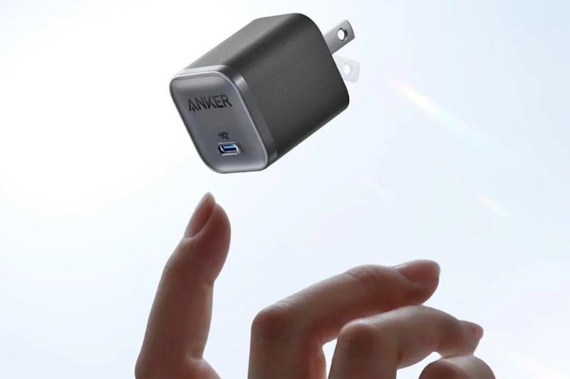 شارژر ۲۰۲۵ انکر بهطرز اعجابانگیزی کوچک و پرسرعت است