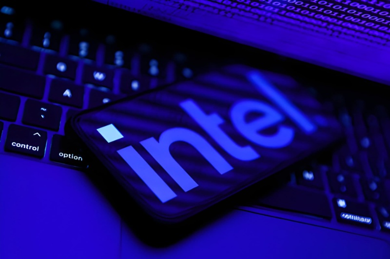 ارزش بازار اینتل به پایینترین سطح در ۱۶ سال گذشته سقوط کرد