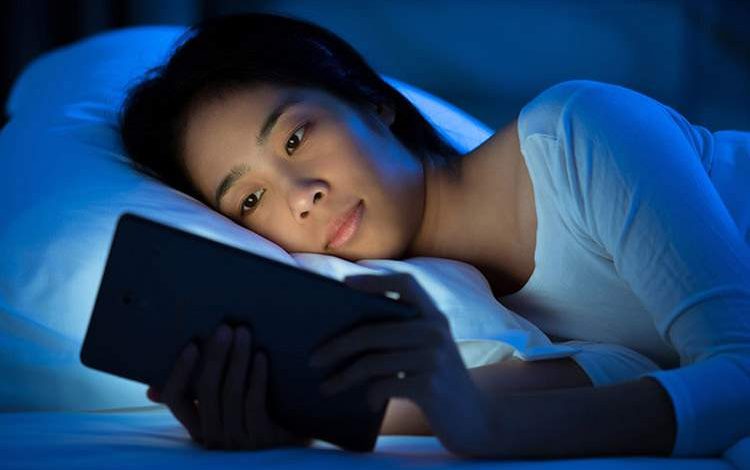 استفاده از صفحه نمایش پیش از خواب عامل بدخوابی است