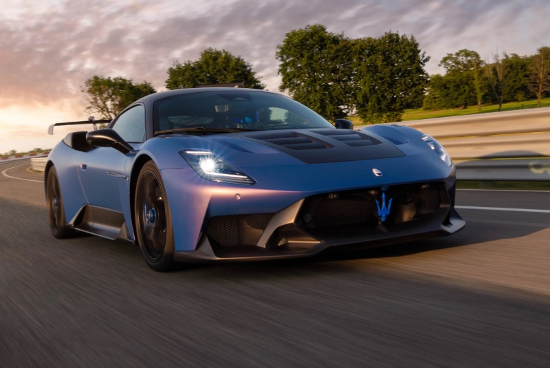 استلانتیس تأکید کرد: مازراتی فروشی نیست