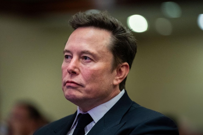 تحقیقات سنای آمریکا: نفوذ ایلان ماسک در دولت میتواند شرکتهایش را از پروندههای سنگین محافظت کند
