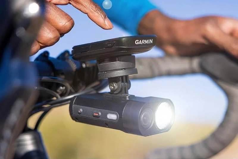ترکیب هدلایت دوچرخه و دوربین 4K برای ثبت تصادف؛ گارمین گجتی هیجان‌انگیز معرفی کرد