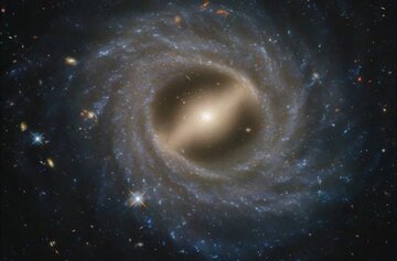 تصویر روز ناسا: کهکشان مارپیچی میله‌ای NGC ۵۳۳۵ از نگاه هابل