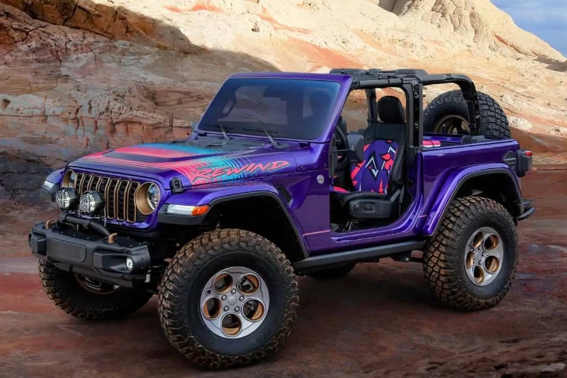 جیپهای سفارشی با رنگبندی عجیب؛ خودروهایی برای صحراگردی