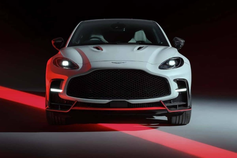 خودرو استون مارتین DBX S رونمایی شد؛ قدرتمندتر و سبکتر با اگزوز متفاوت