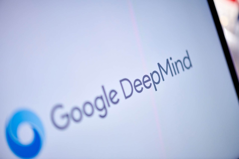 مرخصی یکساله؛ راهکار جذاب گوگل دیپمایند برای جلوگیری از پیوستن کارکنانش به رقبایی مثل OpenAI