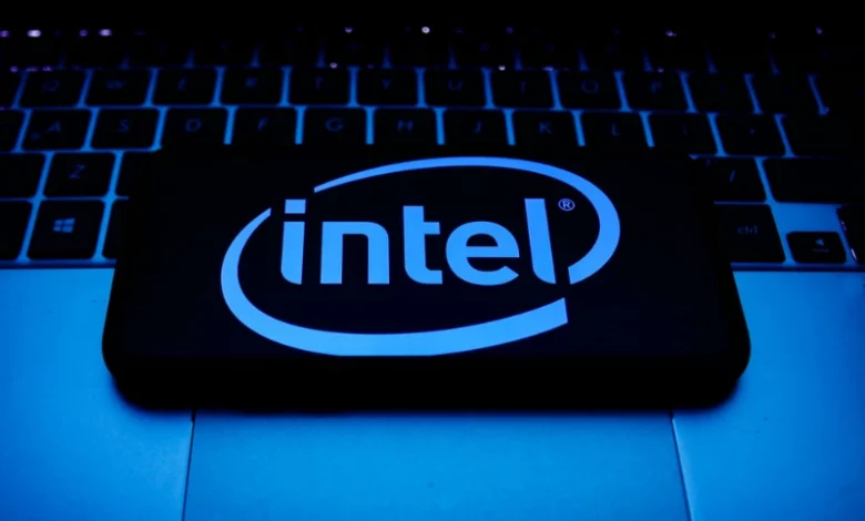 وضعیت قرمز برای تیم آبی ادامه دارد؛ اینتل احتمالاً ۲۰ هزار کارمند خود را اخراج میکند
