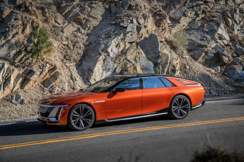 اثر هنری ۳۰ میلیاردی؛ کادیلاک سلستیک، مجللترین خودرو آمریکایی، از راه رسید