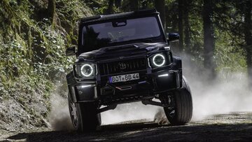 برابوس، لندکروز را برای صبحانه می‌خورد! /عکس