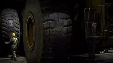 بزرگترین لاستیک جهان با قیمتی نجومی